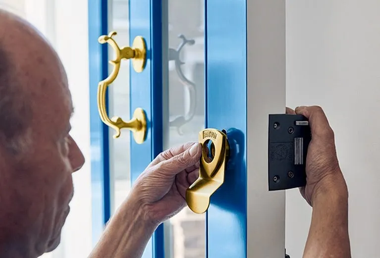 An Overview about Locksmith Services